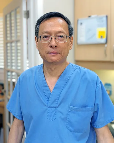 Dr. Kit-Ming Chow