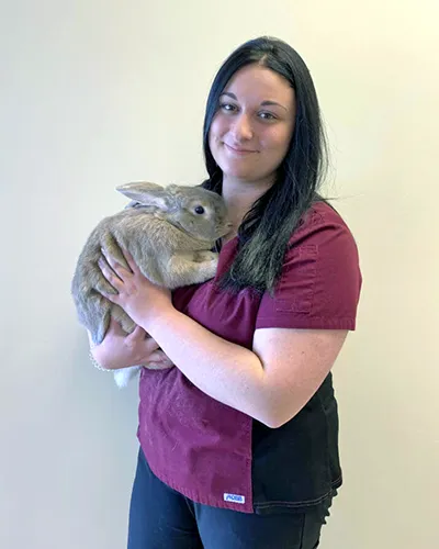 Sarah M - Veterinary Assistant