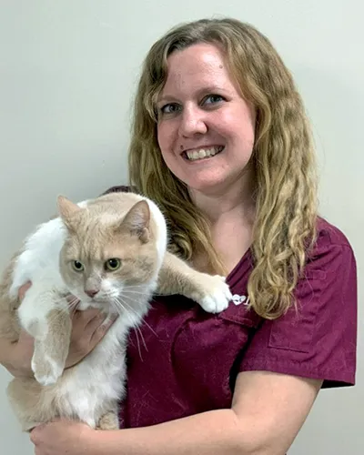 Sarah T, RVT - Registered Veterinary Technician
