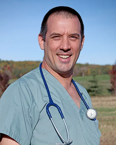 Dr. Jonathan Ouellet